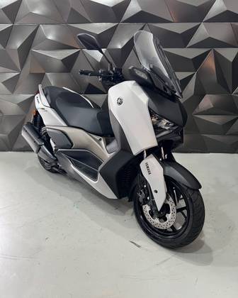 YAMAHA XMAX 250 CONNECTED ABS YAMAHA XMAX 250 CONNECTED ABS